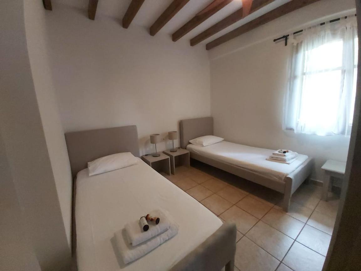 Tsoukaládhes Liogerma Apartments מראה חיצוני תמונה
