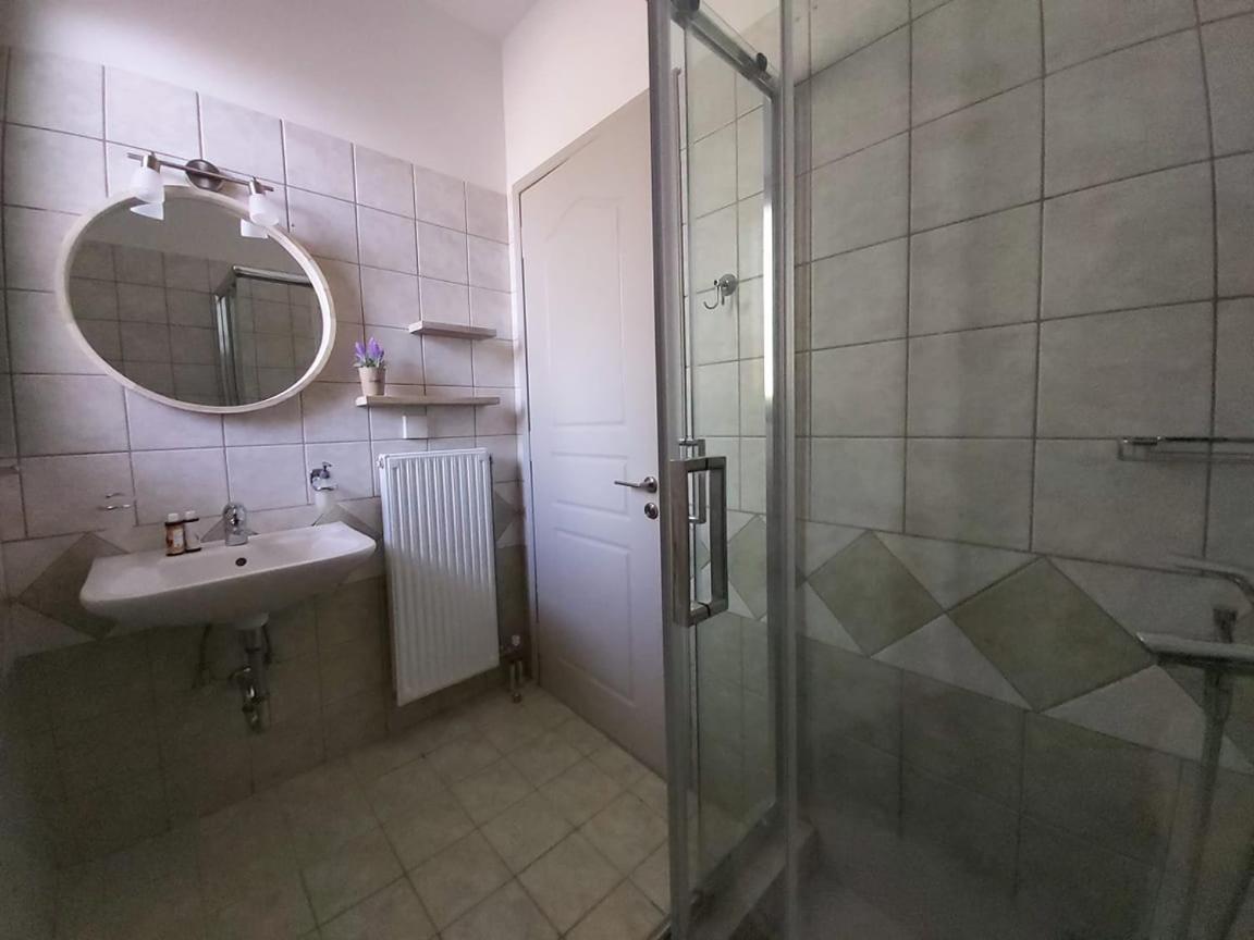 Tsoukaládhes Liogerma Apartments מראה חיצוני תמונה